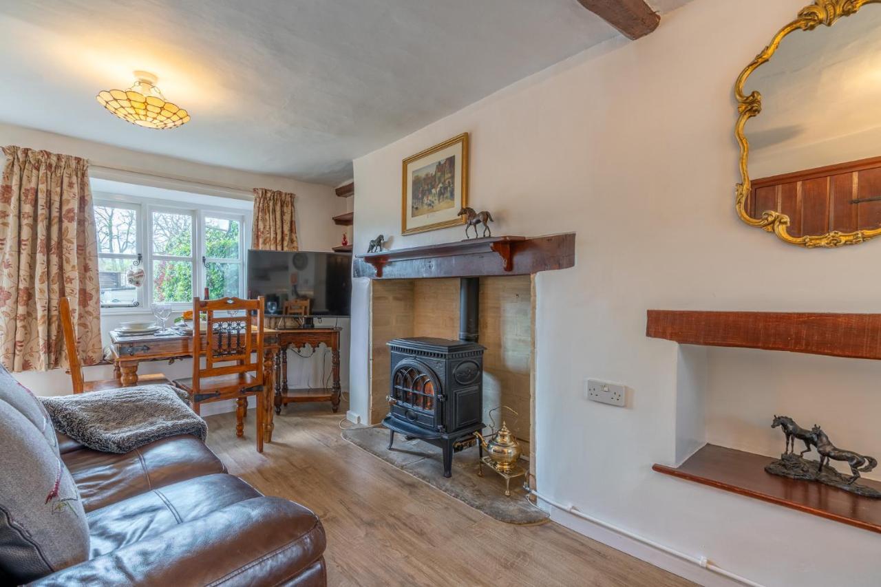 Forsythia Cottage Bourton-on-the-Water ภายนอก รูปภาพ