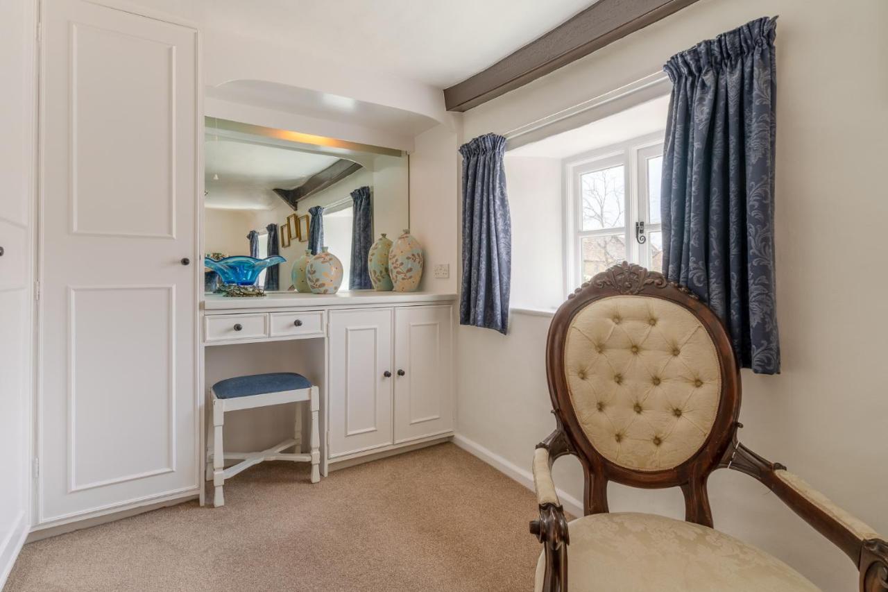 Forsythia Cottage Bourton-on-the-Water ภายนอก รูปภาพ