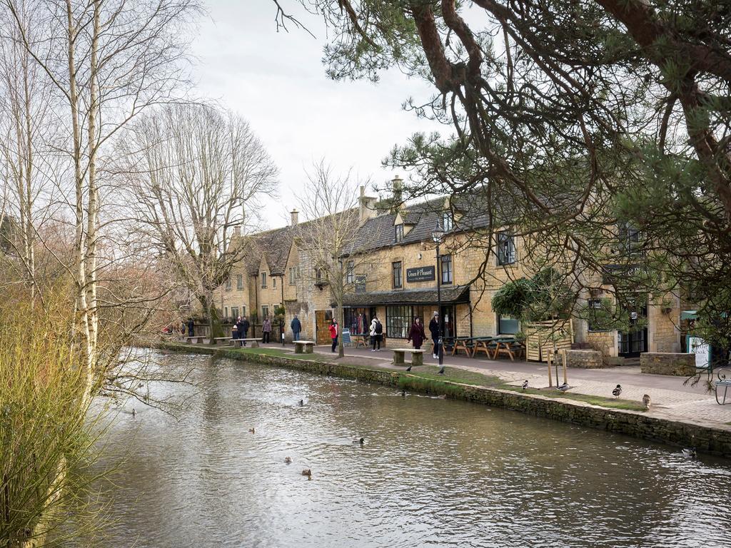 Forsythia Cottage Bourton-on-the-Water ภายนอก รูปภาพ